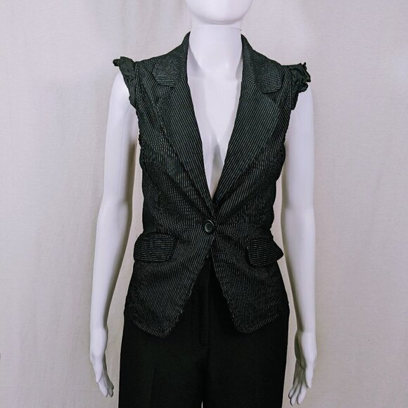 Better B. Black Pin Stripe Short Sleeve Blazer Size Junior's Large (Runs Small) - Picture 2 of 5